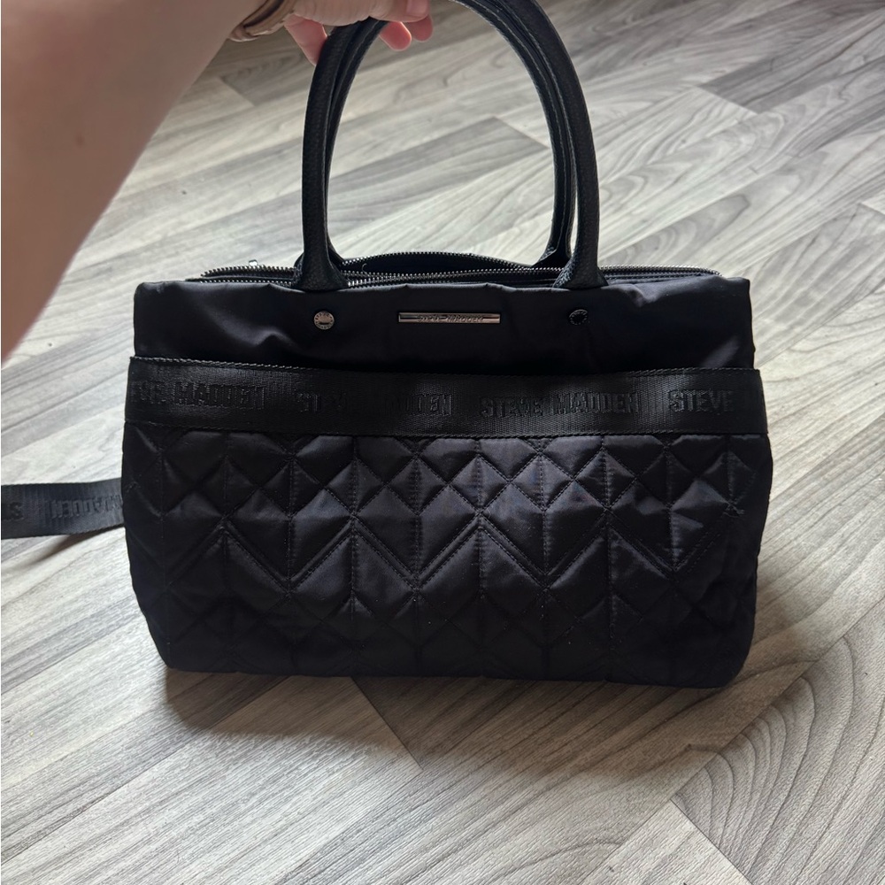Steve Madden Black Quilted Shoulder Bag